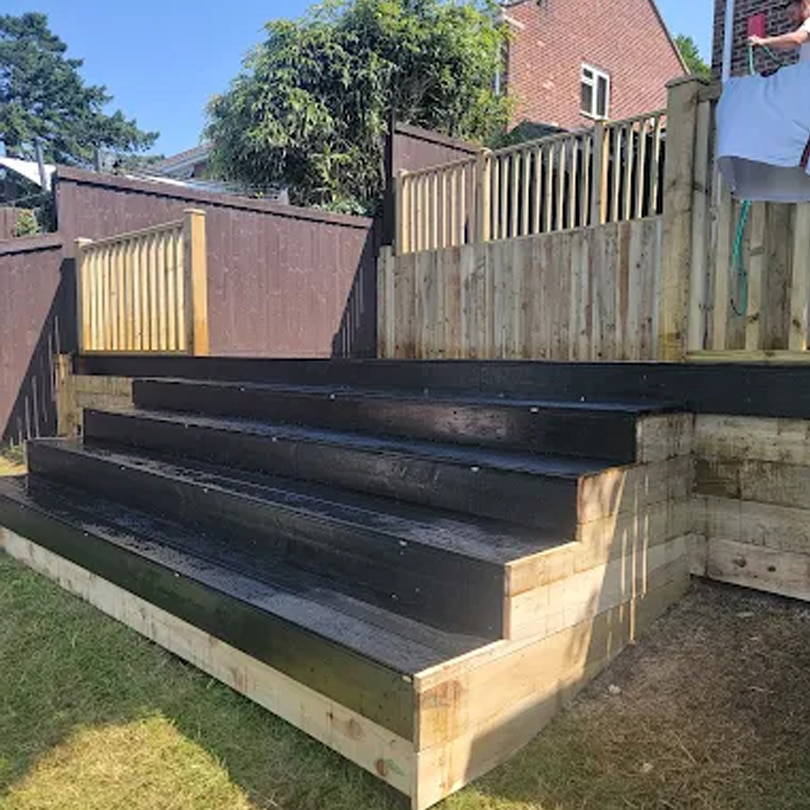 Timber-Decking-with-steps Timber Decking with steps